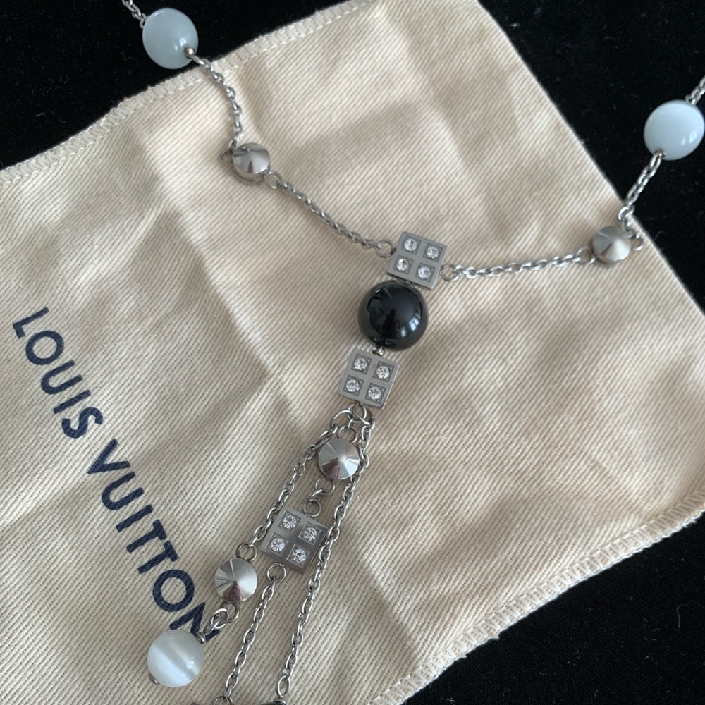 🆕🔥Natural Stones Blk/Wht&Crystals Necklace - Picture 3 of 3